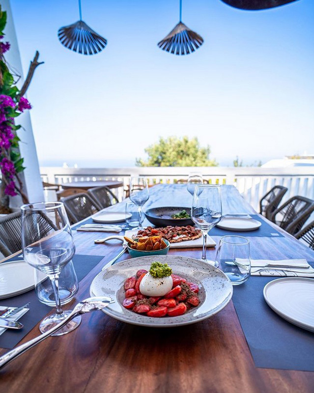 KALIYA REIMAGINED FOOD & DRINKS ΣΑΝΤΟΡΙΝΗ
