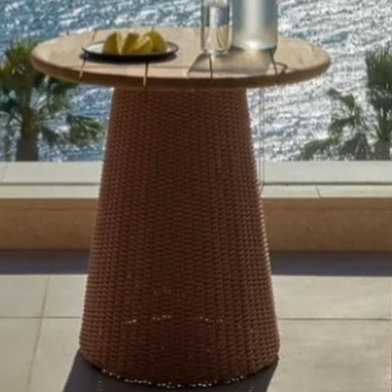 Χαμηλά Τραπέζια Φαγητού